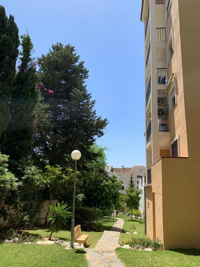 Apartmán Tulipanes Benalmadena - Parking Privado Exteriér fotografie